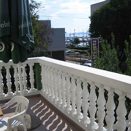 Apartment Alfirev Vodice Esterno foto