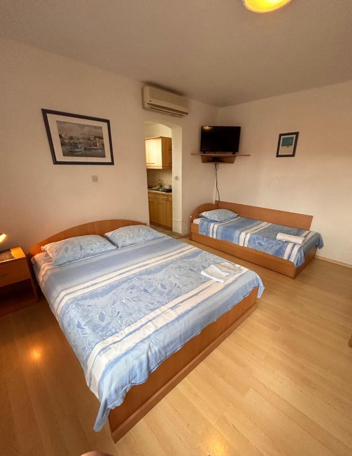 Apartment Alfirev Vodice Esterno foto